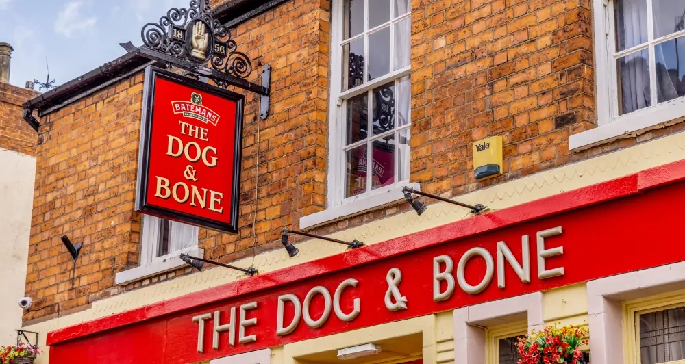 Batemans Pub - Dog and Bone Lincoln - External Signs
