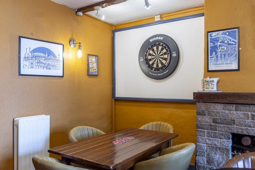 Batemans - Palmerston Arms Peterborough - Bar Dart Board