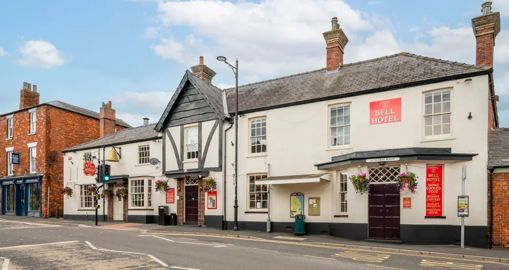 Batemans Pub - Bell Hotel, Burgh Le Marsh - Exterior Photo