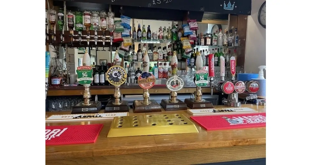Batemans Pub - Crown Inn, Trunch - Bar