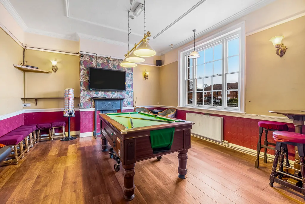 Batemans Pub - Kings Arms, Boston - Bar Pool Table