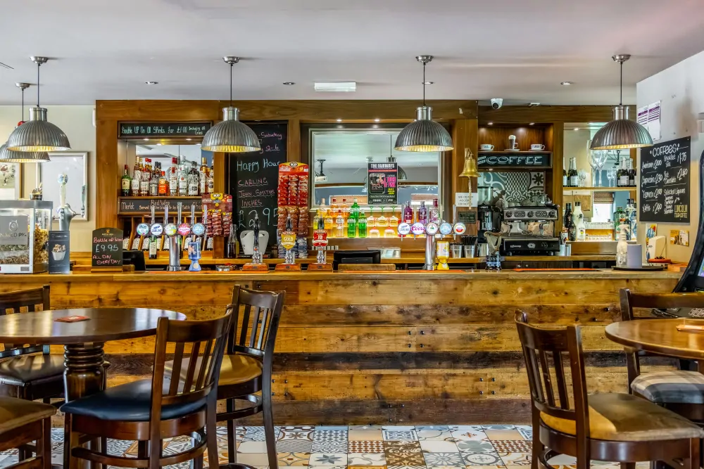 Batemans Pub - The Fairways, Brinsworth - Bar and Seating