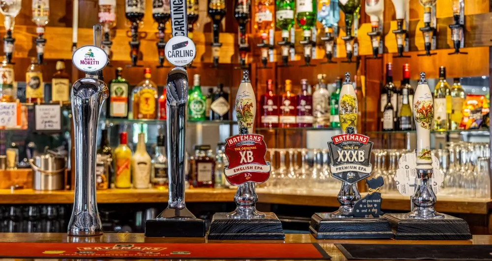 Batemans Pub Willoughby Arms Bar
