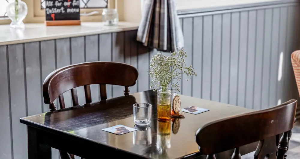 Batemans Pub Willoughby Arms Bar