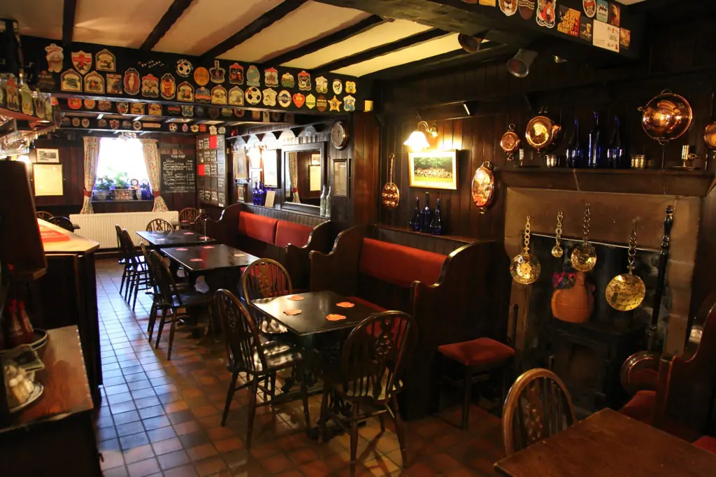 Kings Head Bonsall - Batemans Pub - Seating Area