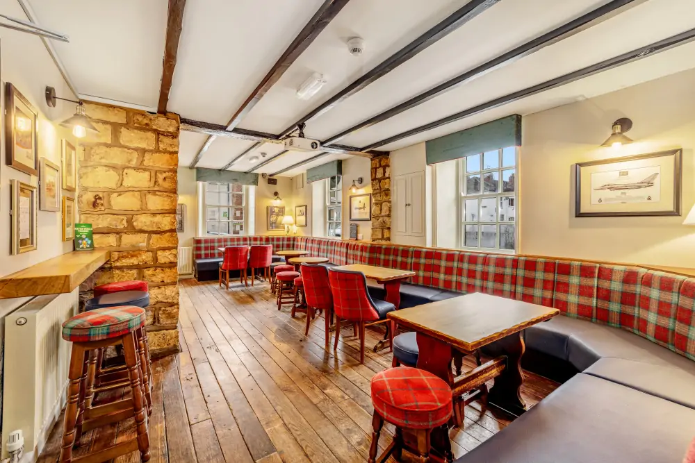 Batemans Queen In The West Lincoln
