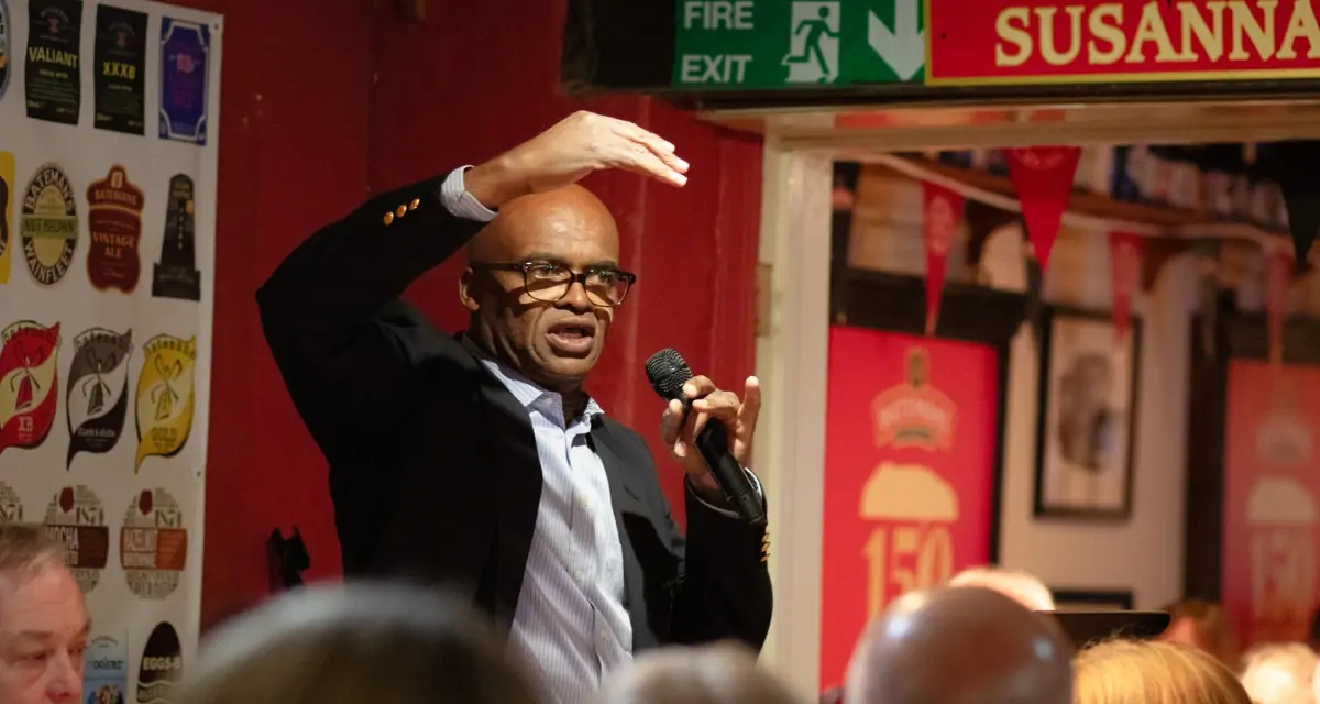 Batemans celebrate 150th anniversary with Brewers lunch - Kriss Akabusi, MBE giving an inspirational talk centred on his triumph at the 1991 Athletics World Championships.