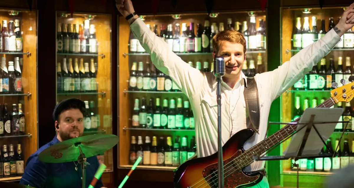 Batemans celebrate150th anniversary with Brewers lunch - Rockney Rebels Band entertaining guests in the evening.
