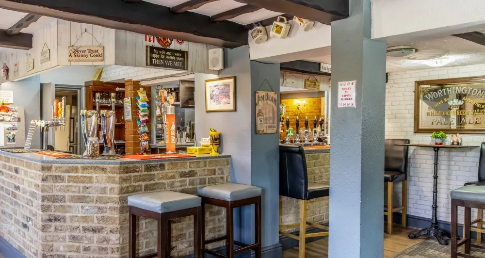 Batemans Pub - Carpenters Arms, Fiskerton - Bar Area