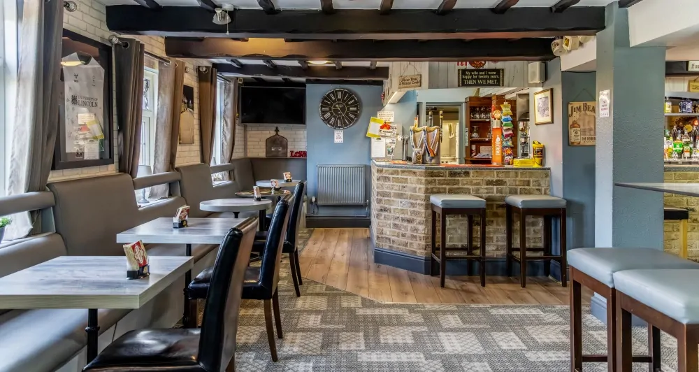 Batemans Pub - Carpenters Arms, Fiskerton - Bar Area