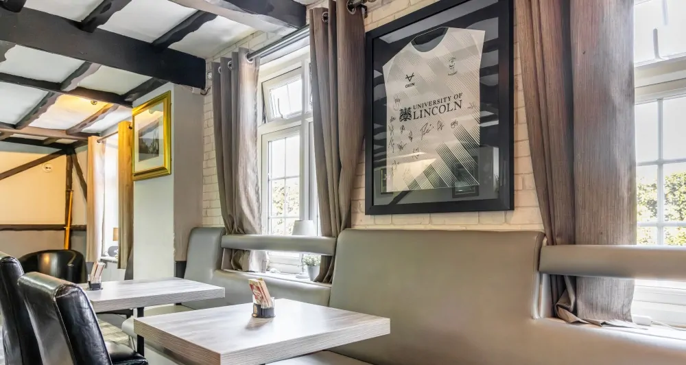 Batemans Pub - Carpenters Arms, Fiskerton - PV - Bar