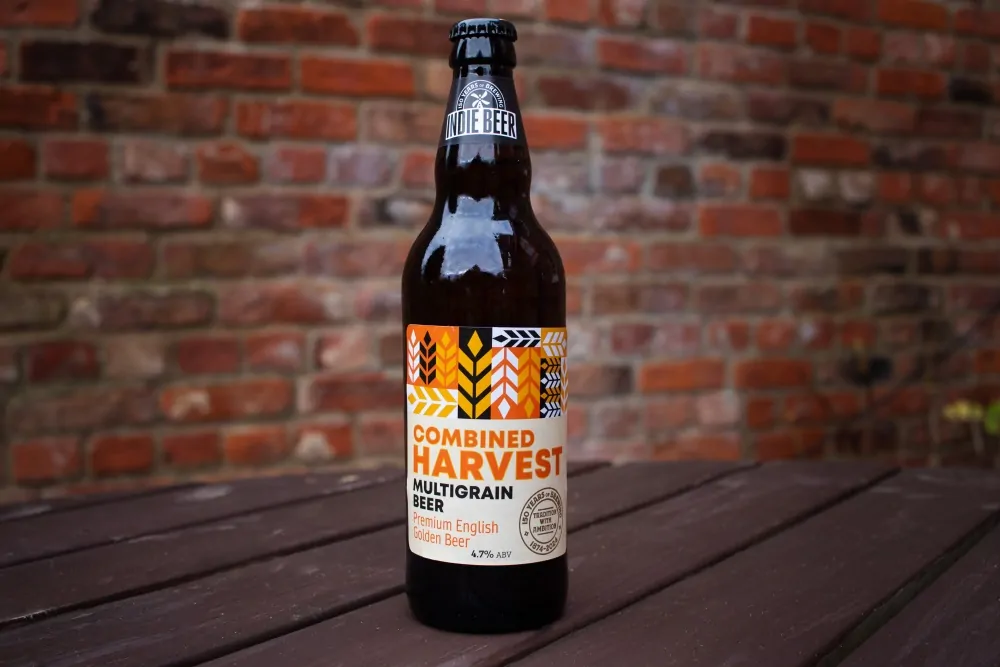 Batemans Combined Harvest 500ml Bottled Beer, now with Indie Beer Neck Label